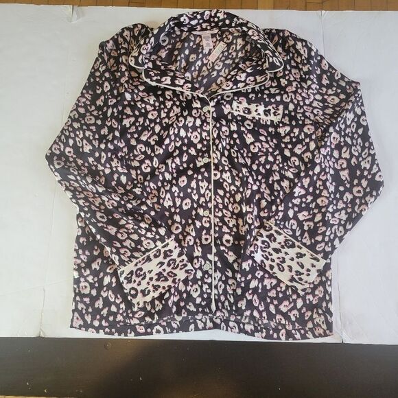Victoria’s Secret Pijama Top Blouse Long Sleeve Size Medium - Picture 1 of 7